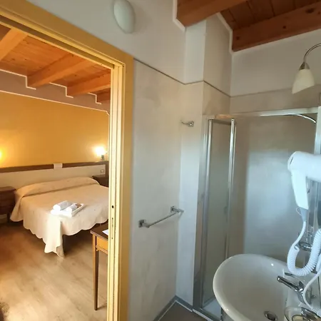 招待所 Affittacamere